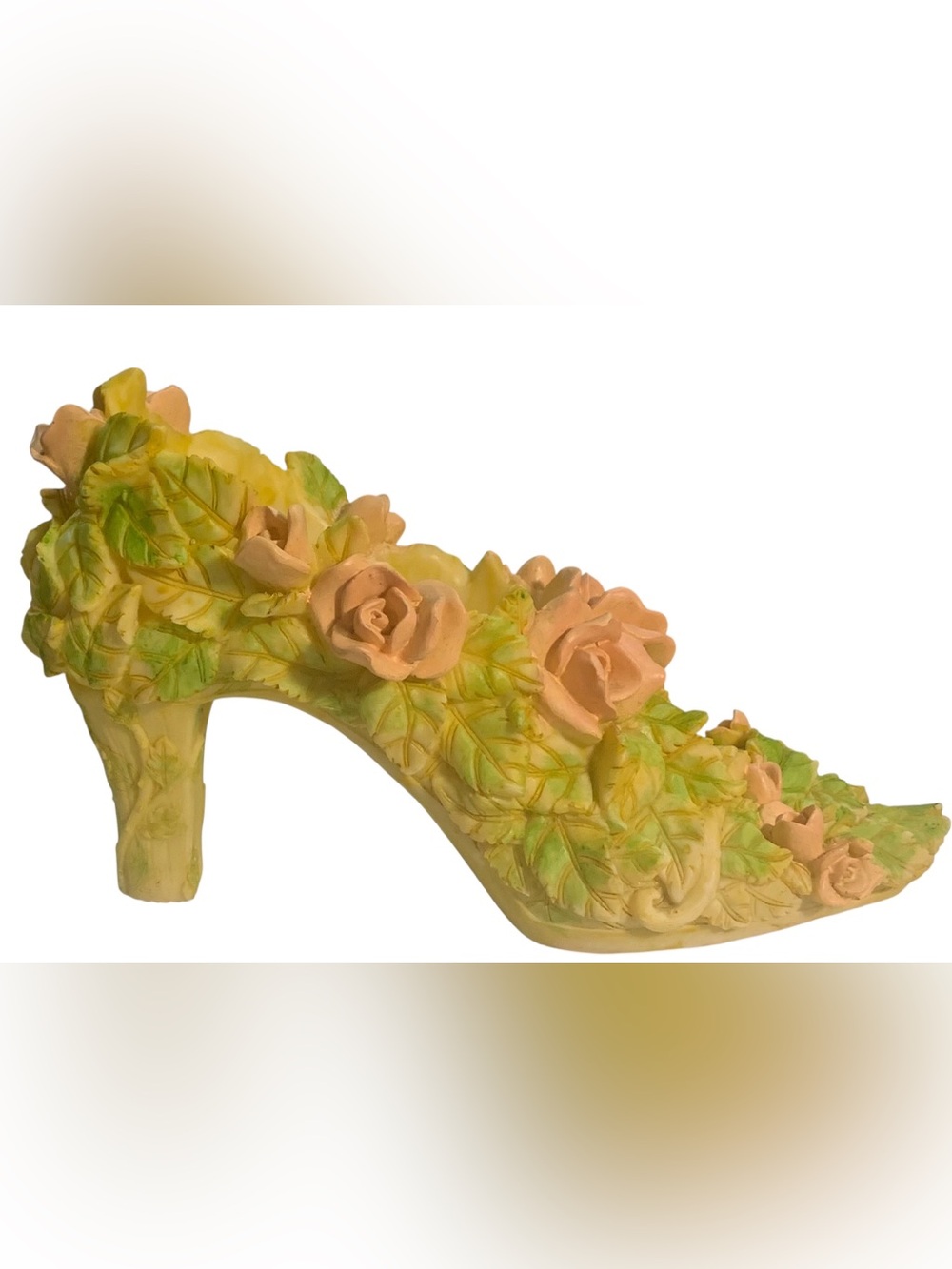 Vintage Whimsical High Heel  Figurine. Pastel Yellow With Lovely Pink Roses🩷💚💛
